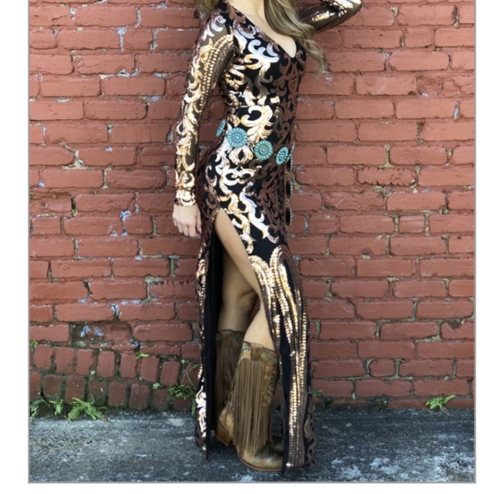 Black and gold sequin dress